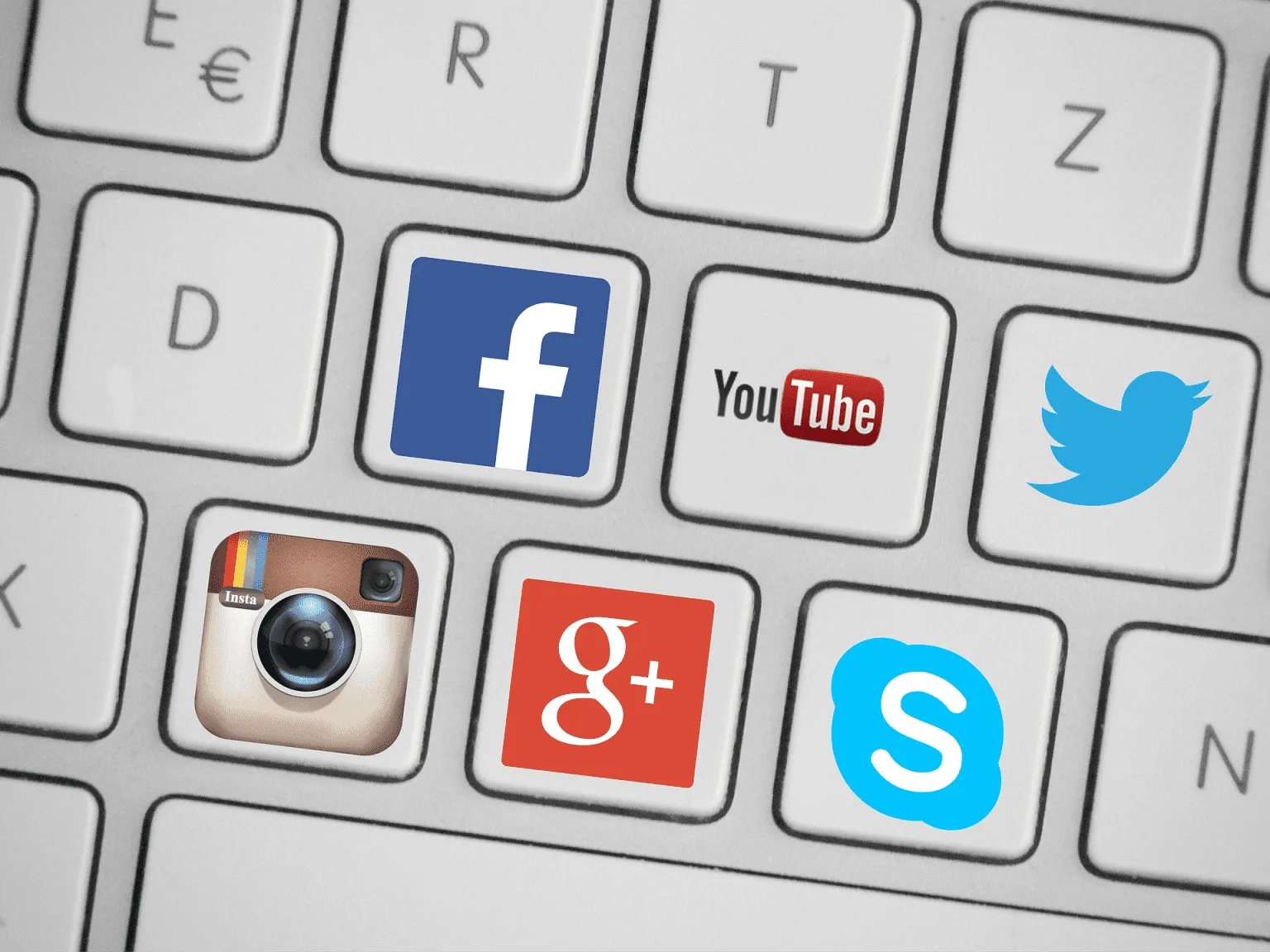 Social Media Optimization (SMO) से रिलेटेड Common Thoughts