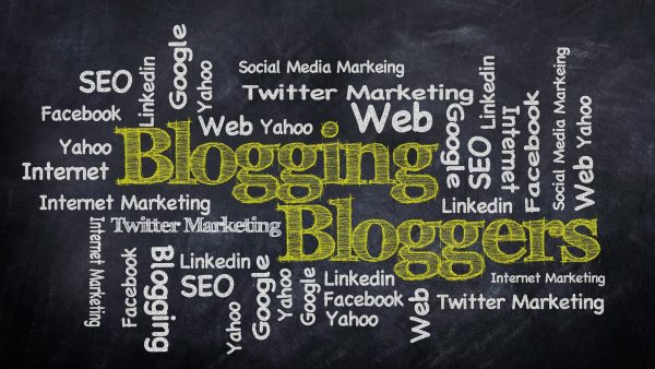 Blogging की शुरुआत कैसे हुई ?